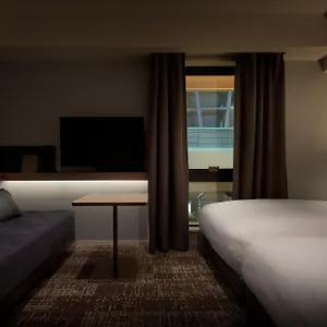 *** Hotel Nest Umeda Japón
