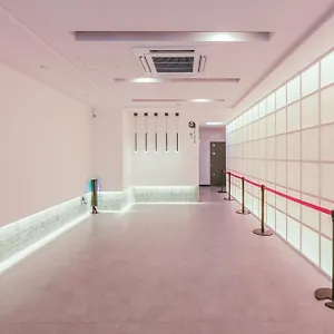 11 Shinsaibashi 招待所 大阪